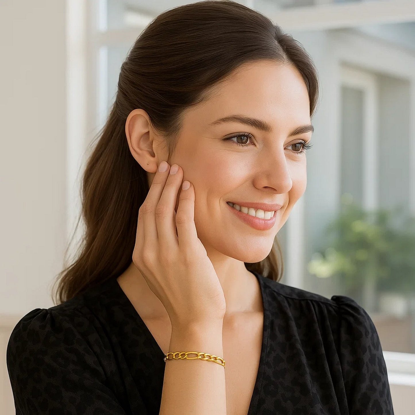 14k Yellow Gold Solid Figaro Bracelet (6.00 mm)