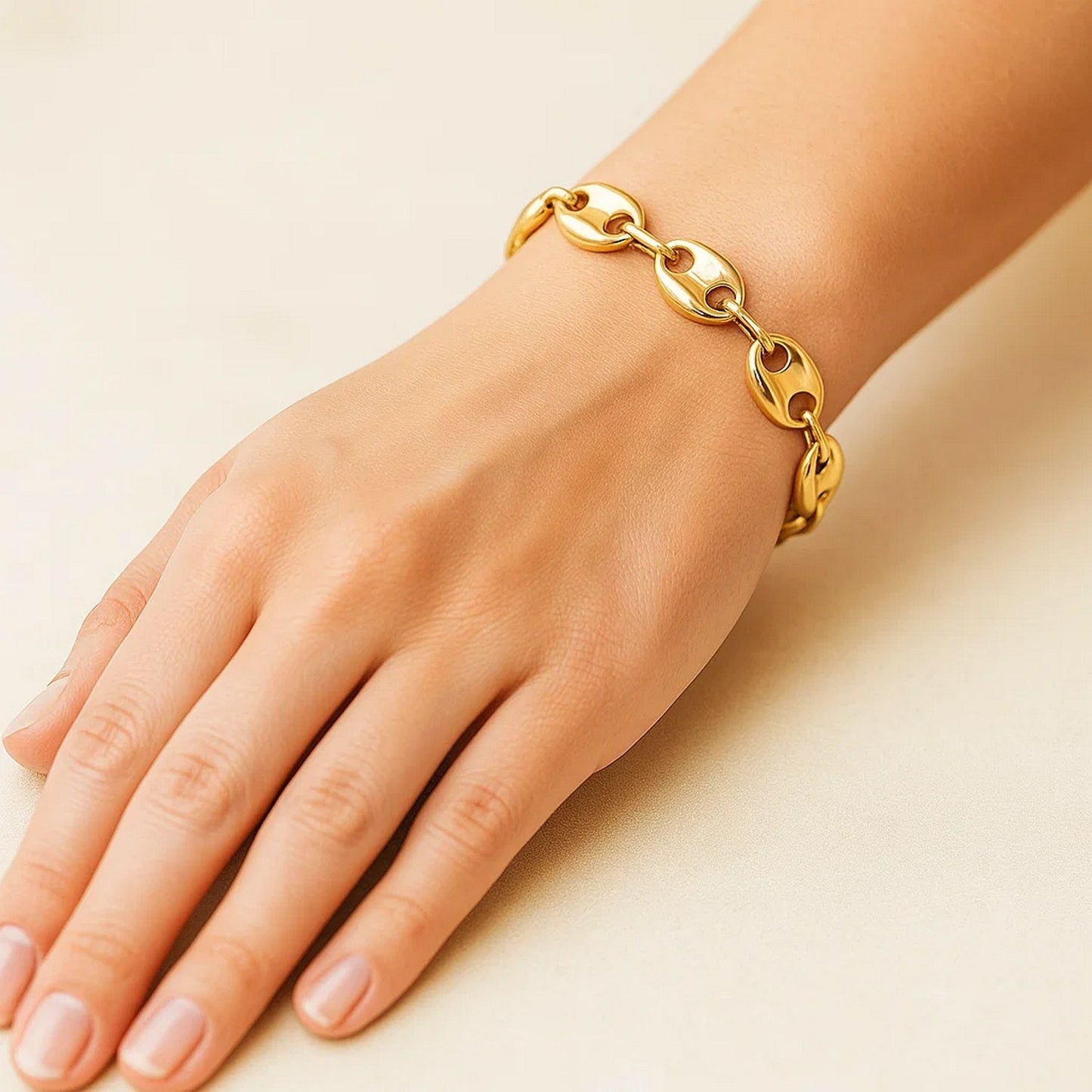 14k Yellow Gold High Polish Lite Puffed Mariner Link Bracelet  (12.00 mm)